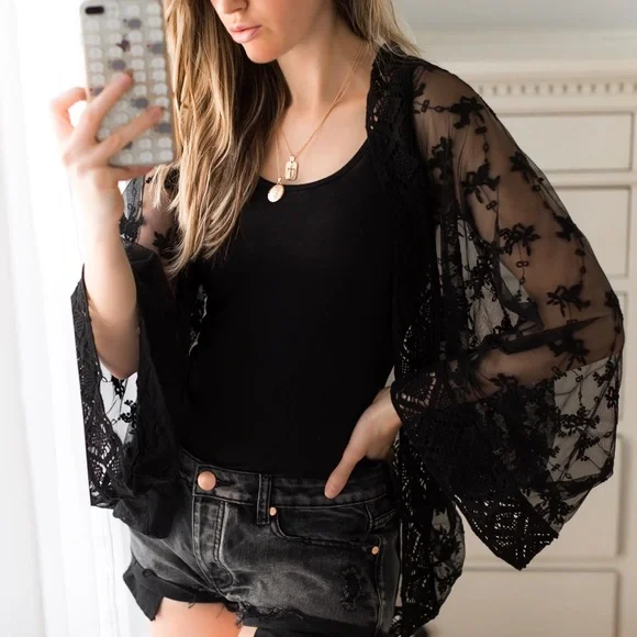 Festival Lace Kimono - Picture 2 of 7